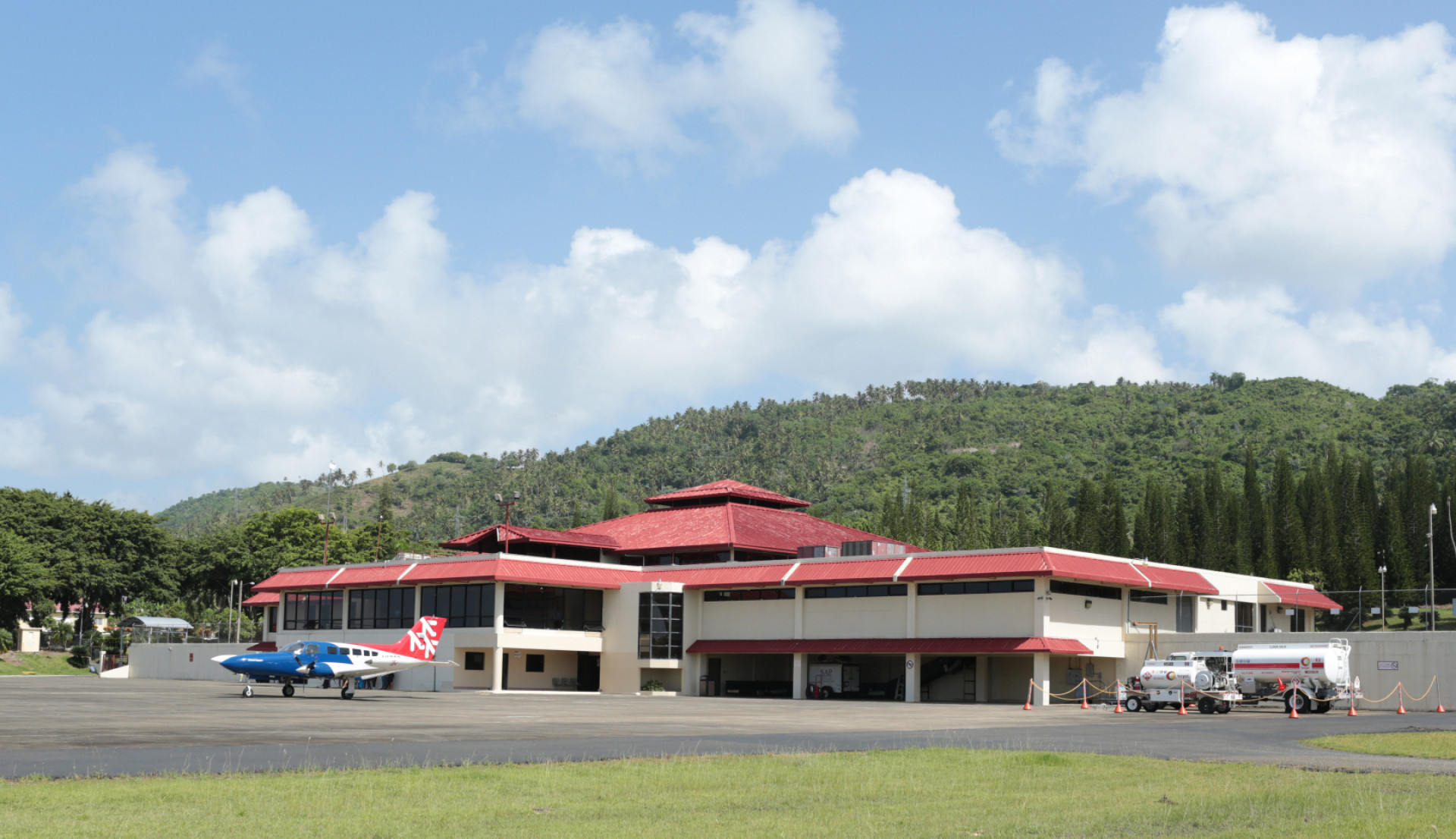 Arroyo Barril airport
