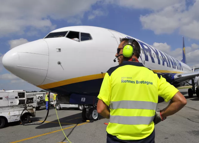Attracting business travellers